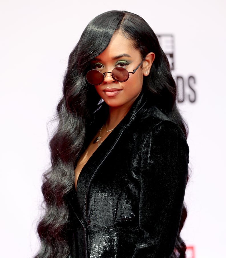 H.E.R. as Squeak